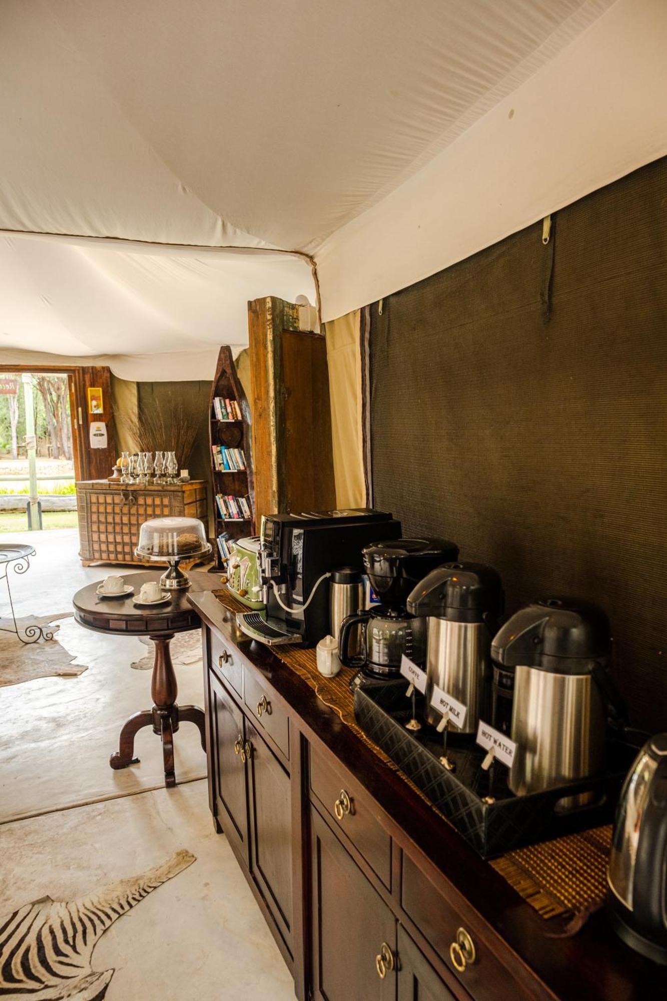 Taranga Safari Lodge Rundu Eksteriør billede